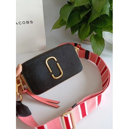 Kabelka přes rameno MARC JACOBS Snapshot ze saffiano kůže 23783
