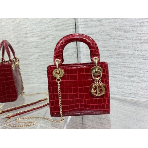 MINI LADY DIOR KABELKA Cannage z krokodýlí telecí kůže C0966 červená