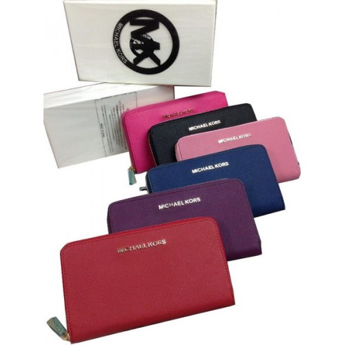 Peněženka Michael Kors MK3011 Saffiano Leather Zippy