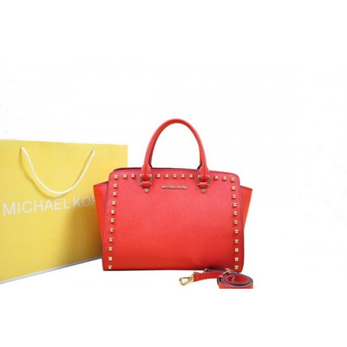 Michael Kors Selma kabelka s horním zipem MK1990 červená