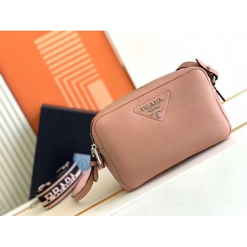 Kožená kabelka Prada s ramenním popruhem 1DB820 růžová