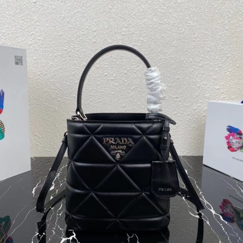 Prada kožená kabelka Prada Spectrum Tote 1BG319 černá