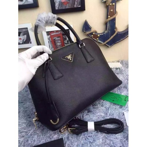 Prada Original Leather Medium Shell Bag P0837 Černá