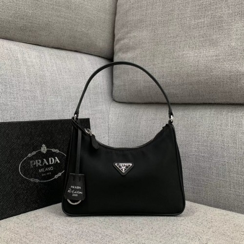 Prada Re-Edition nylonová taška Tote 91204 černá