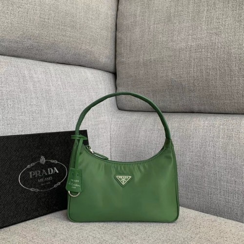 Prada Re-Edition nylonová taška Tote 91204 zelená