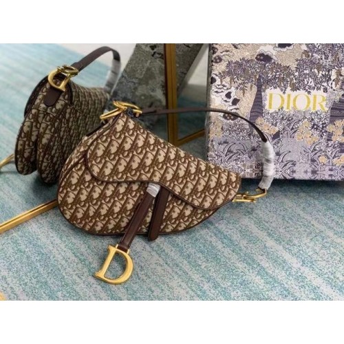SEDLOVÁ TAŠKA Dior Oblique Embroidered M1297ZW Hnědá