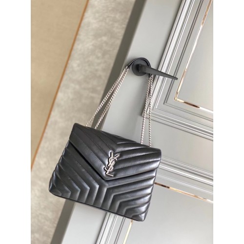 Hodinky SAINT LAURENT LOULOU MEDIUM Z KŮŽE MATELASSE 459749 černá a starostříbrná