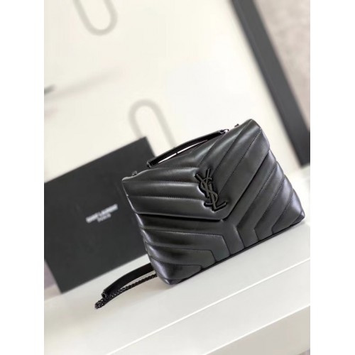 MALÉ HODINKY SAINT LAURENT LOULOU Z KŮŽE A MATELASSE 467072 ČERNÉ S KOVÁNÍM Z OXIDOVANÉHO NIKLU