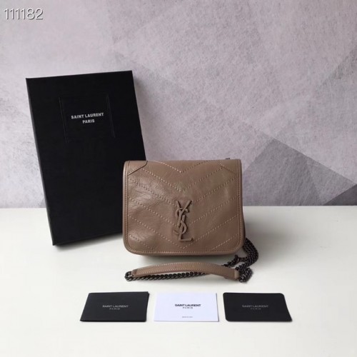 Kožená kabelka přes rameno SAINT LAURENT Niki Mini 03743 Kaštanová