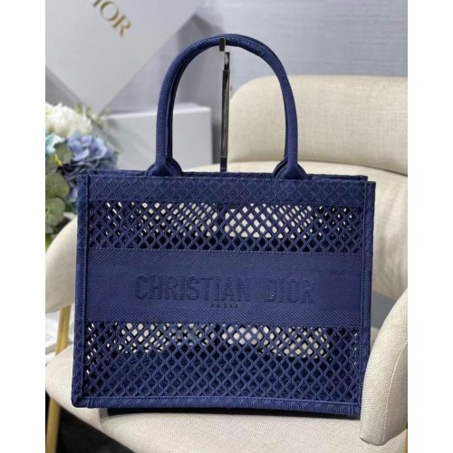 MALÁ TAŠKA DIOR BOOK TOTE Modrá síťovaná výšivka M1296Z