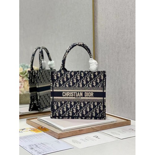 MALÁ TAŠKA DIOR S KNIHOU, VÝŠIVKA C1331-6