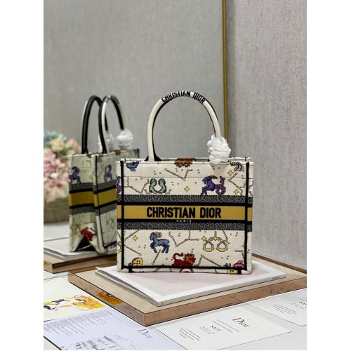 MALÁ TAŠKA DIOR KNIHA Latte Multicolor Dior Pixel Zodiac Embroidery M1265ZRTY