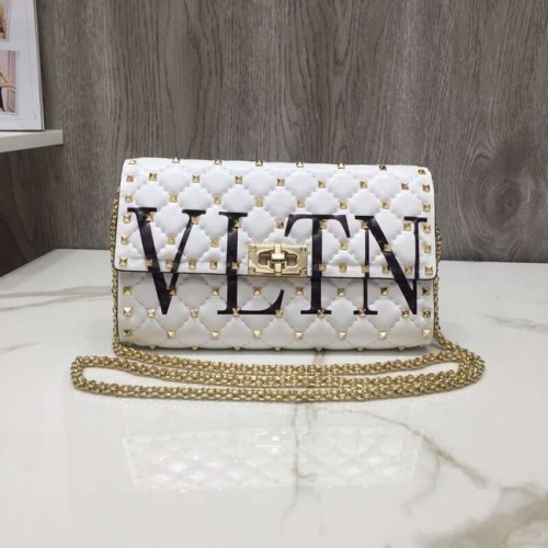 VALENTINO Rockstud prošívaná kožená crossbody kabelka 5830 bílá