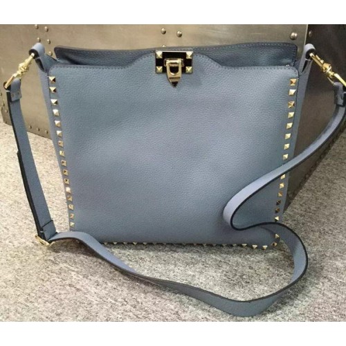 Kabelka Valentino Garavani Rockstud Hobo VO84499 nebesky modrá