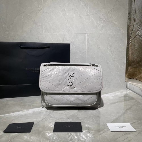 Střední kabelka Yves Saint Laurent Niki Chain 498894 PEARL SHED