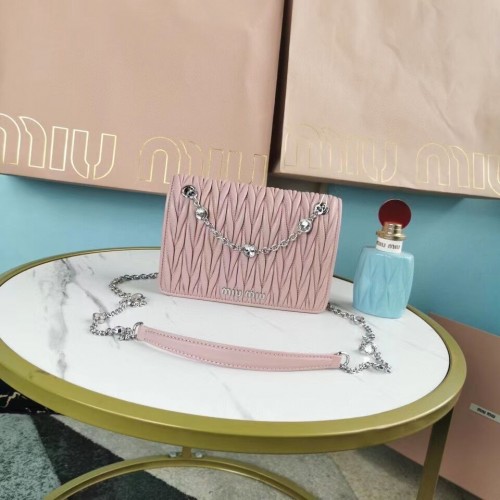 Kabelka přes rameno Miu Miu Matelasse Nappa z kůže 5AC065 růžová