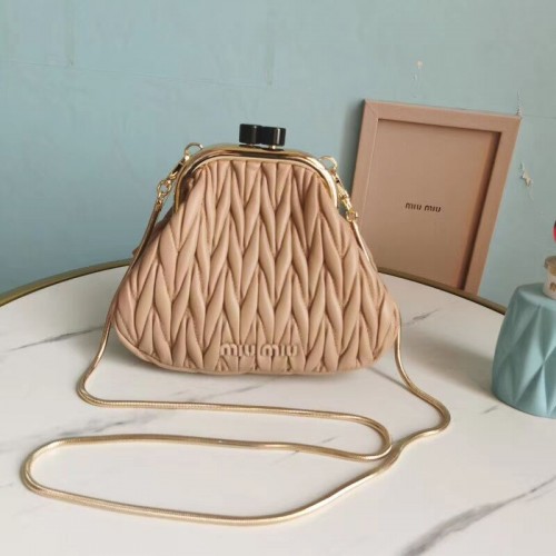 Kabelka přes rameno Miu Miu Matelasse z kůže Nappa 5BB016L světle růžová